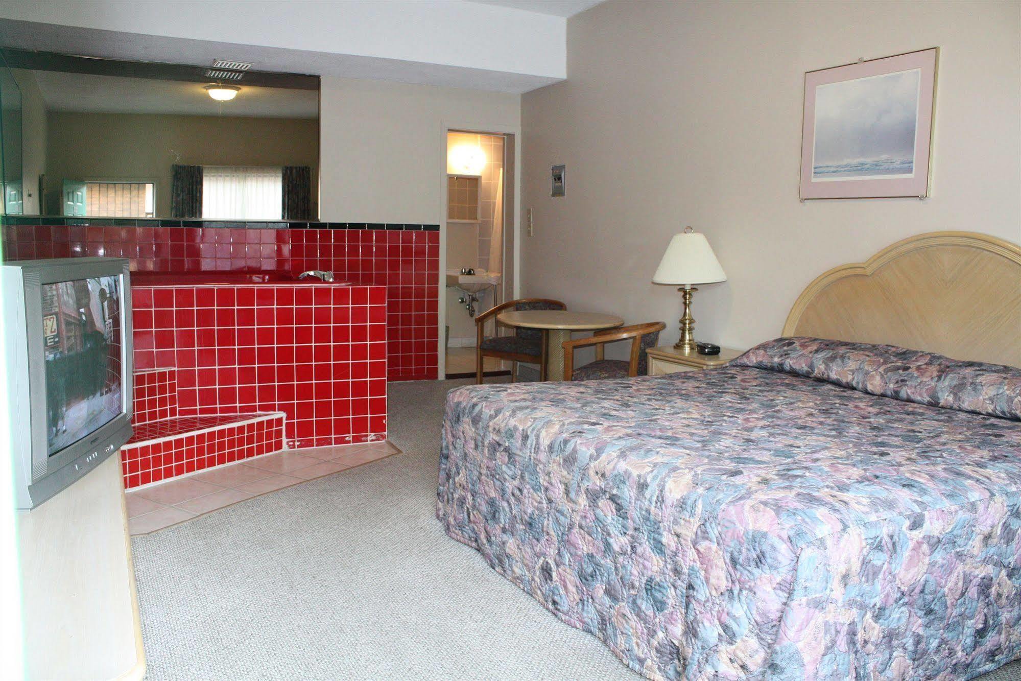 Motel Tropicana 2*